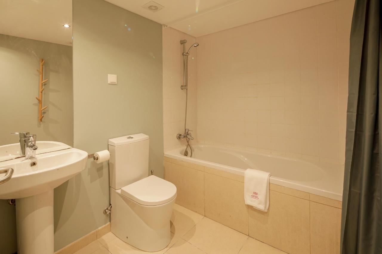 Chiado Premium Two Bedroom Apartment By Les Deux Mariettes Lisbon Exterior photo